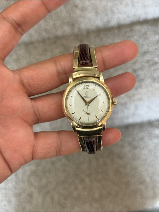Omega Other - Omega vintage Automatic Bumper 14K Yellow Gold with leather adjustable watch